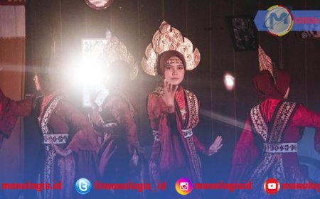 UKMF KSS Suguhkan Dharma Rasan Sai Huma di Perayaan Dies Natalis ke-25 FKIP Unila