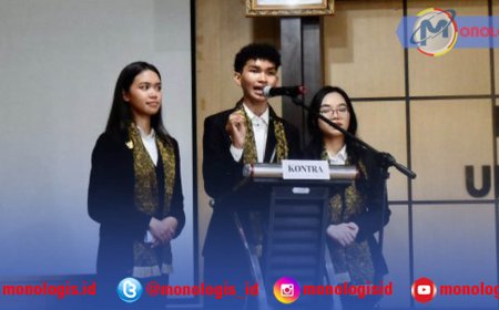 Mahasiswa FH Unila Juara II Debat Konstitusi Nasional