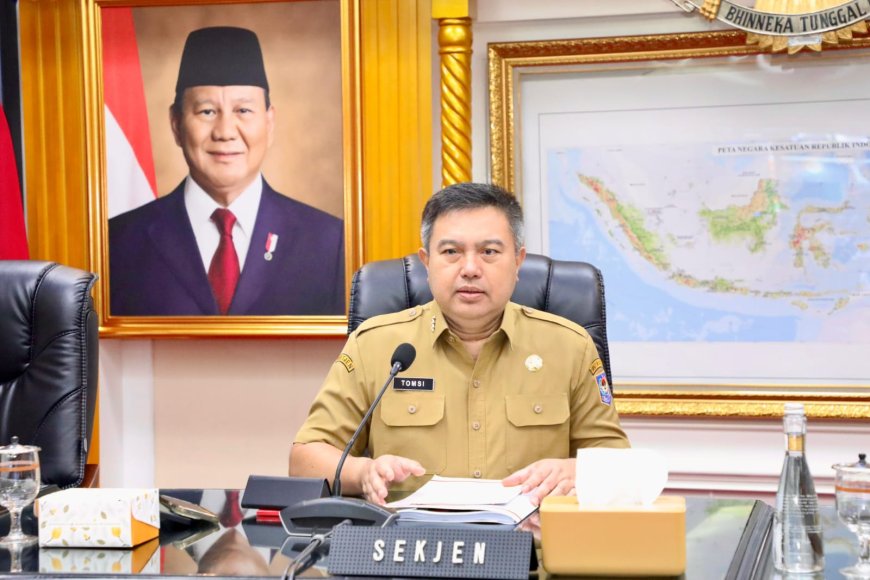 Sekjen Kemendagri Dorong Evaluasi Kinerja Daerah Terkait Pengendalian Inflasi