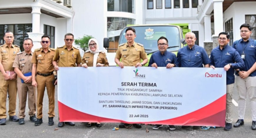 Pemkab Lampung Selatan Terima Bantuan Truk Sampah dari PT SMI