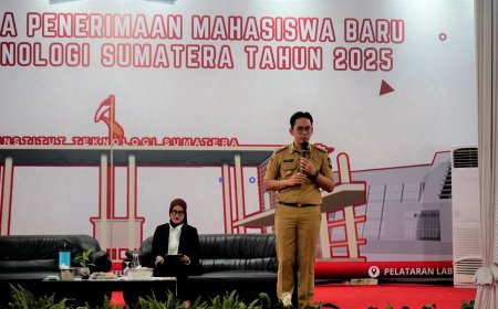 Bupati Lampung Selatan Beri Motivasi Ribuan Mahasiswa Baru Itera
