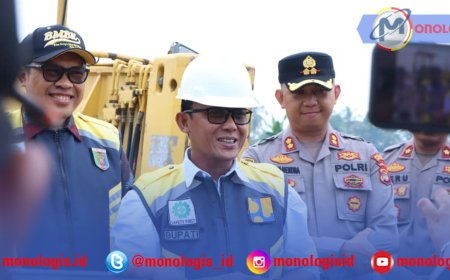Bupati Lampung Tengah Tinjau Perbaikan Ruas Jalan Gunung Sugih-Kota Gajah