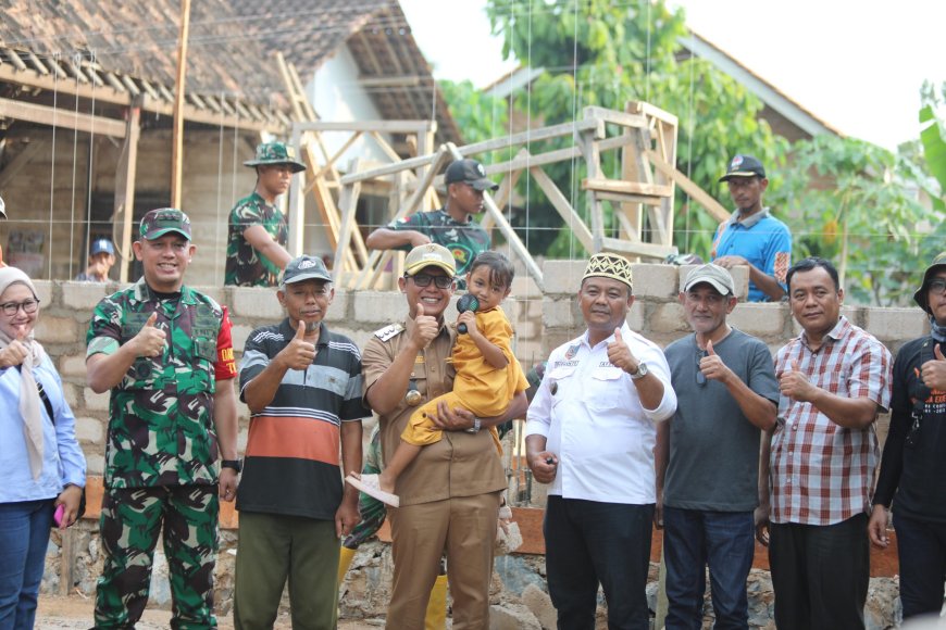 Ardito Tinjau Bedah Rumah di Lokasi TMMD