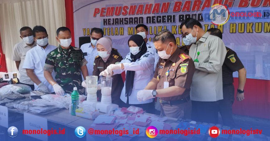 Wali Kota Bandarlampung Hadiri Pemusnahan Barang Bukti