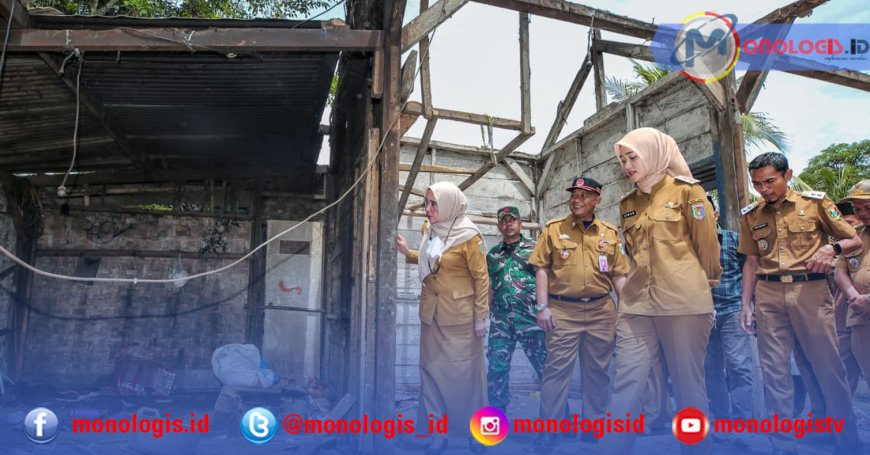 Warga Terdampak Gempa Bumi di Tanggamus Terima Bantuan