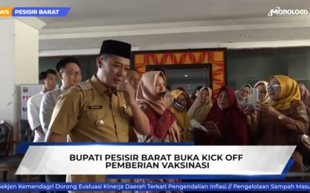 Bupati Pesisir Buka Kick Off Pemberian Vaksinasi