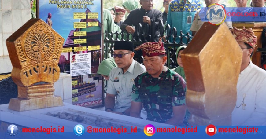 Pangdam XXI/Radin Inten Ziarah ke Makam Radin Inten II