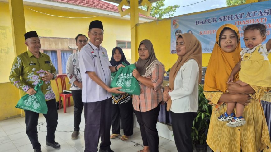 GENTING, Baznas Salurkan Bantuan Rp40 Juta di Gunung Agung