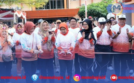 Rektor Unila Hadiri Jalan Sehat FISIP Dies Natalis ke-39