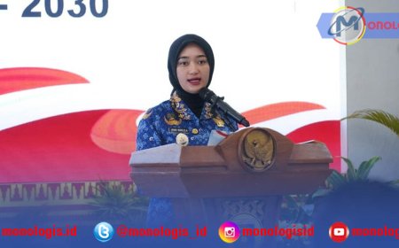 Jihan Lantik Pengurus PMI 8 Kabupaten Kota