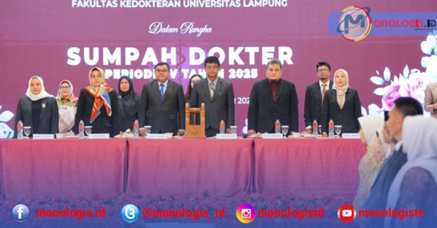 Unila Ambil Sumpah 18 Mahasiswa Kedokteran