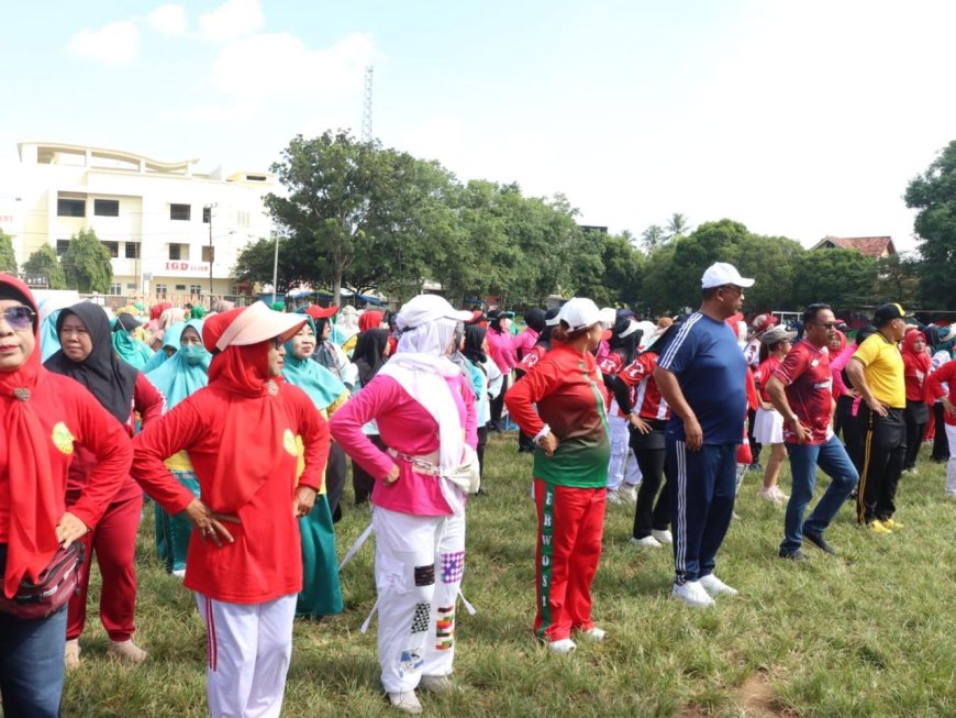 Hadiri Gebyar Senam BJW, Ini Pesan Komang Koheri