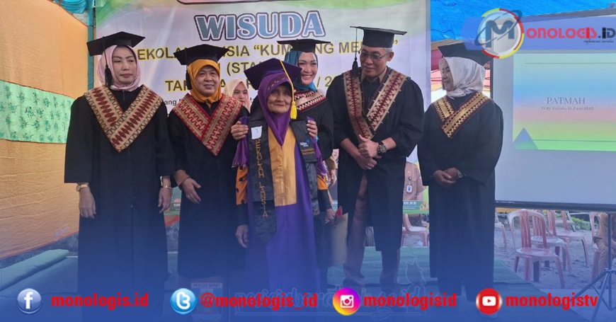 Keren! Selesaikan Pendidikan, Lansia di Pesisir Barat di Wisuda