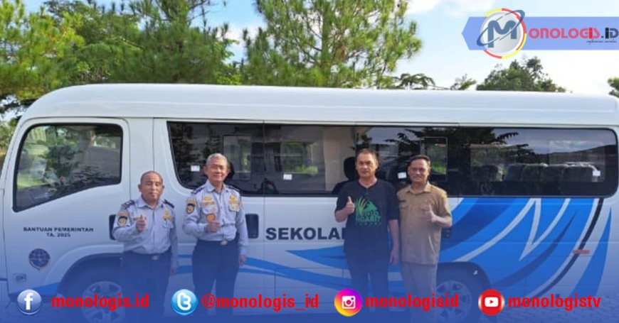 Kado Akhir Tahun, Pemkab Tulangbawang Barat Terima Bantuan Bus Sekolah dari Kemehub