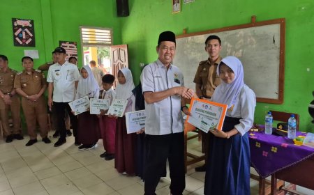 Puluhan Siswa Tulangbawang Barat Terima Beasiswa BAZNAS, Pemkab Turun Langsung Dukung Pendidikan