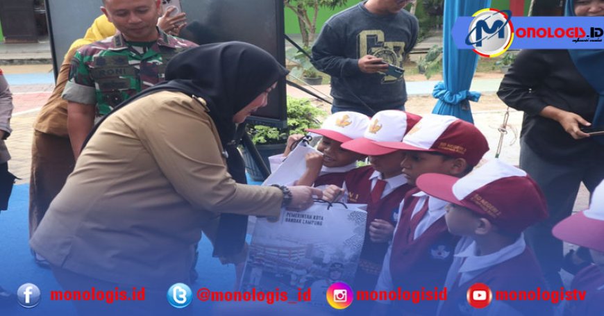 18.000 Siswa Menerima Bantuan Perlengkapan Sekolah Dari Pemkot Bandarlampung