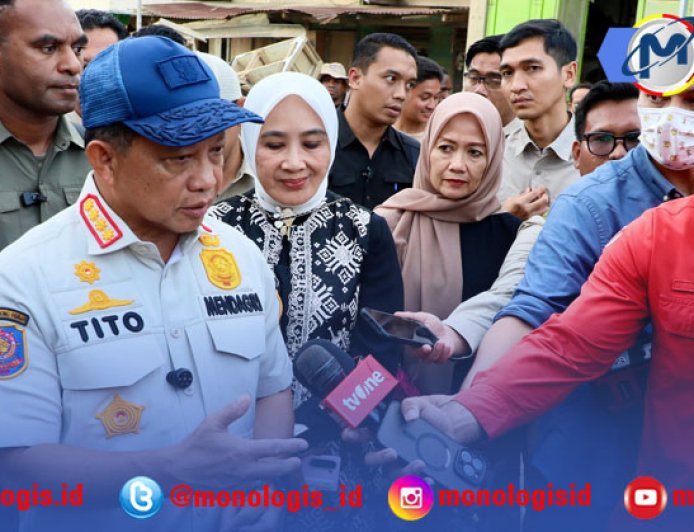 Kasatgas Tito Tinjau Progres Pembersihan Lumpur di Permukiman Aceh Tamiang oleh Praja IPDN