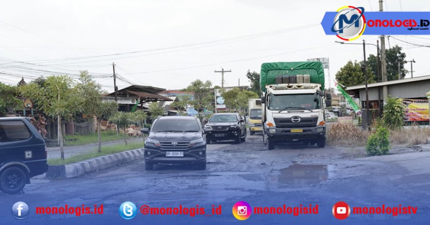 Penanganan Cepat Jalan Rusak  Dorong Aktivitas Ekonomi Warga di Daerah