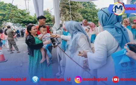 Kolaborasi TP. PKK, DWP, dan OPD Pemprov Lampung Bagikan 300 Paket Takjil Ramadan