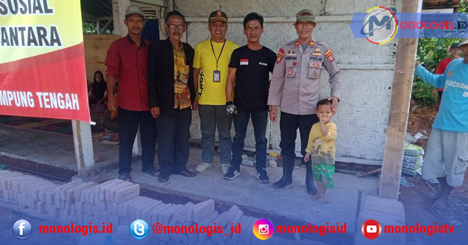 Polsek Bangunrejo Lampung Tengah Beri Bantuan Program Bedah Rumah