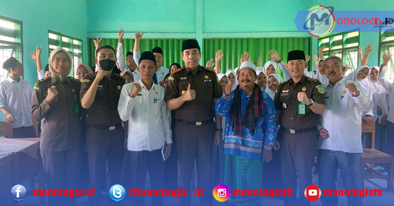 Kejari Mesuji Beri Edukasi Hukum di Ponpes Hidayatul Mubtadin