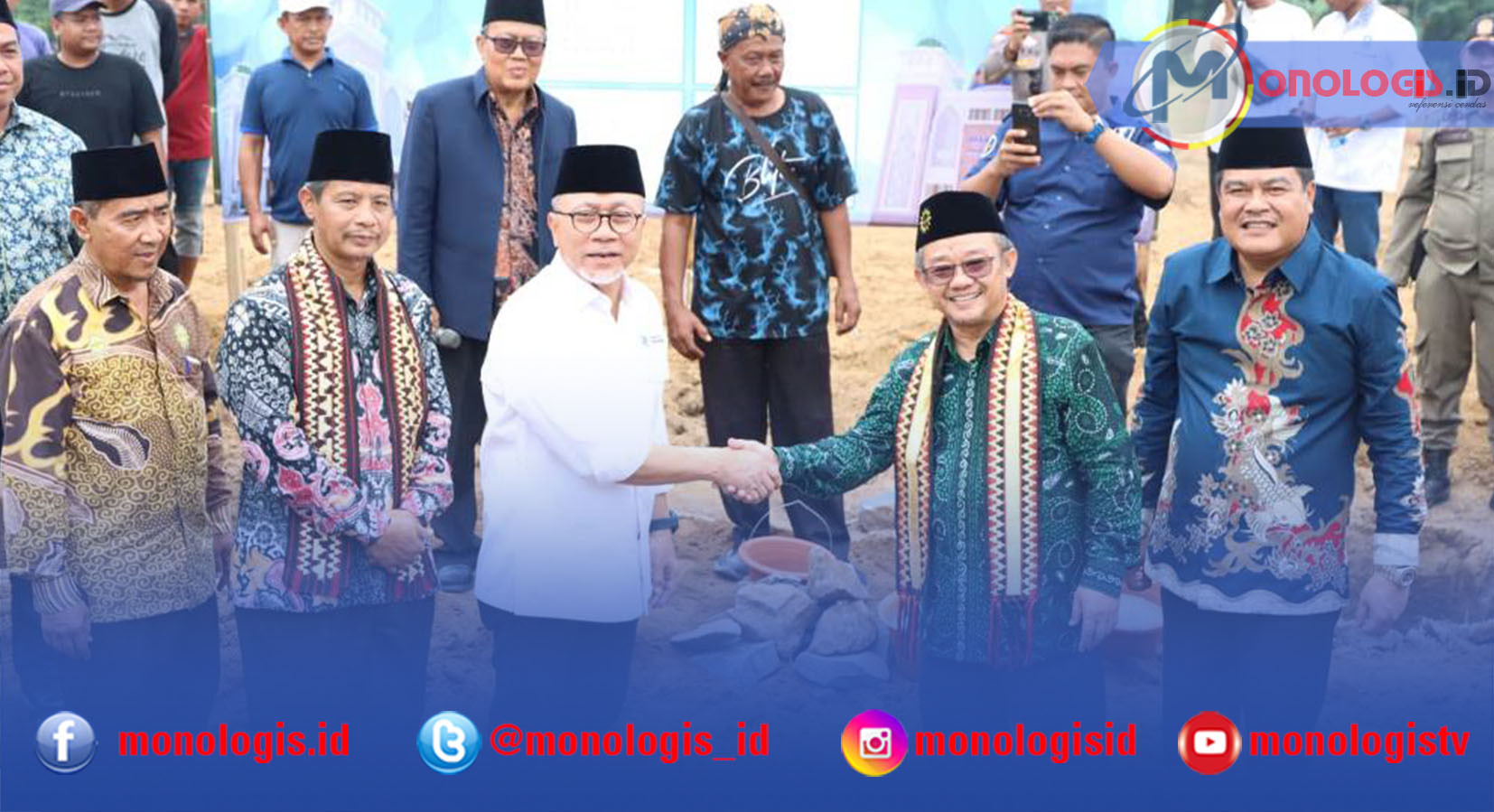 Zulhas dan Musa Ahmad Lakukan Peletakan Batu Pertama Pembangunan Masjid PD Muhammadiyah Lampung Tengah