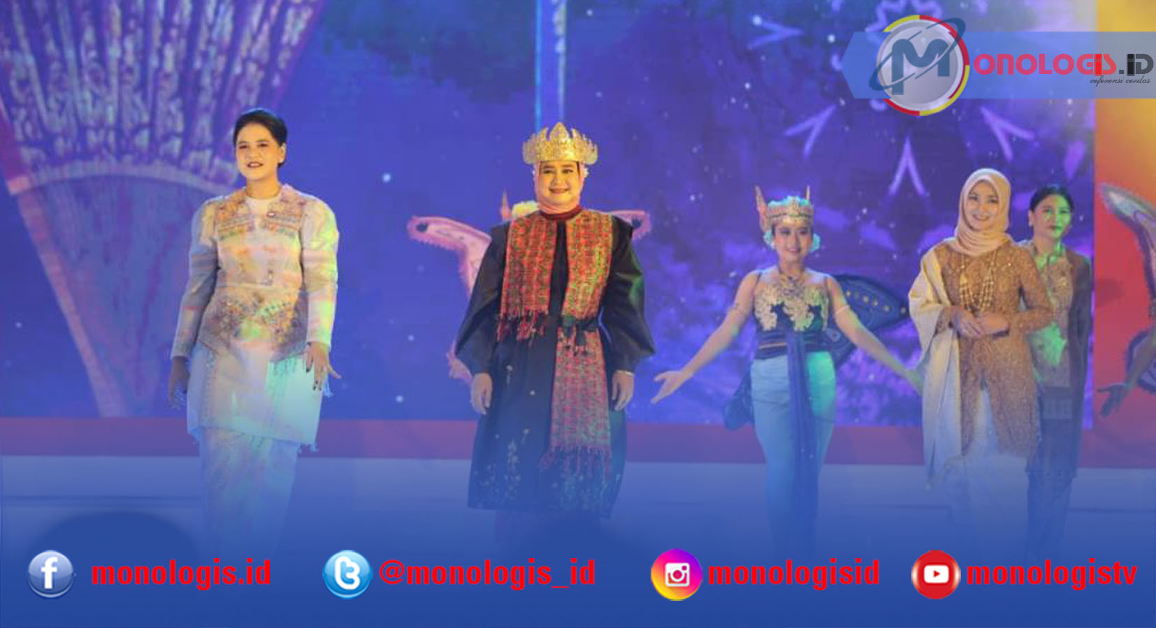 Kenakan Kain Khas Lampung, Riana Sari Arinal Ikuti Fashion Show HUT ke-43 Dekranas