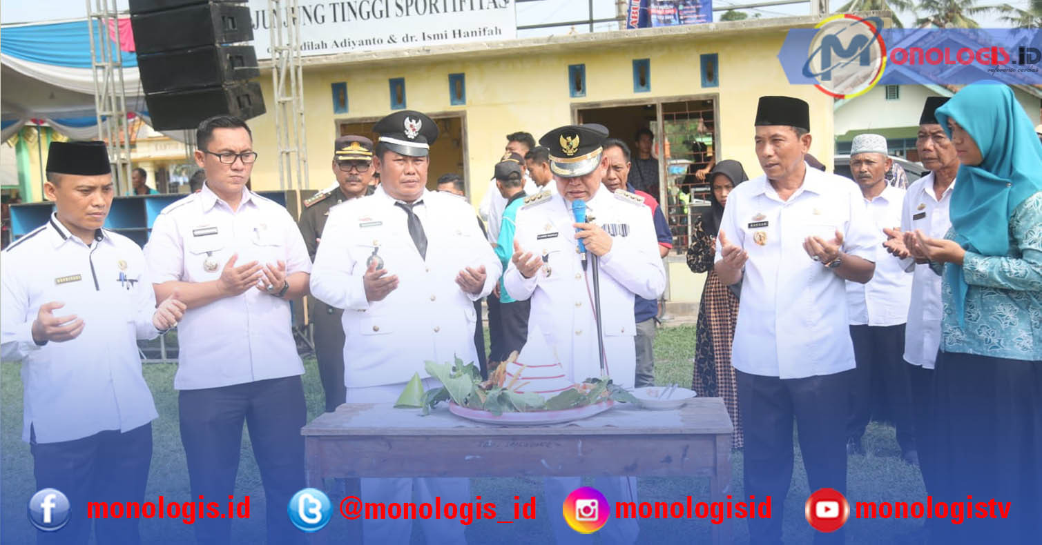 Bupati Lampung Timur Lepas Peserta Karnaval HUT ke-57 Srigading