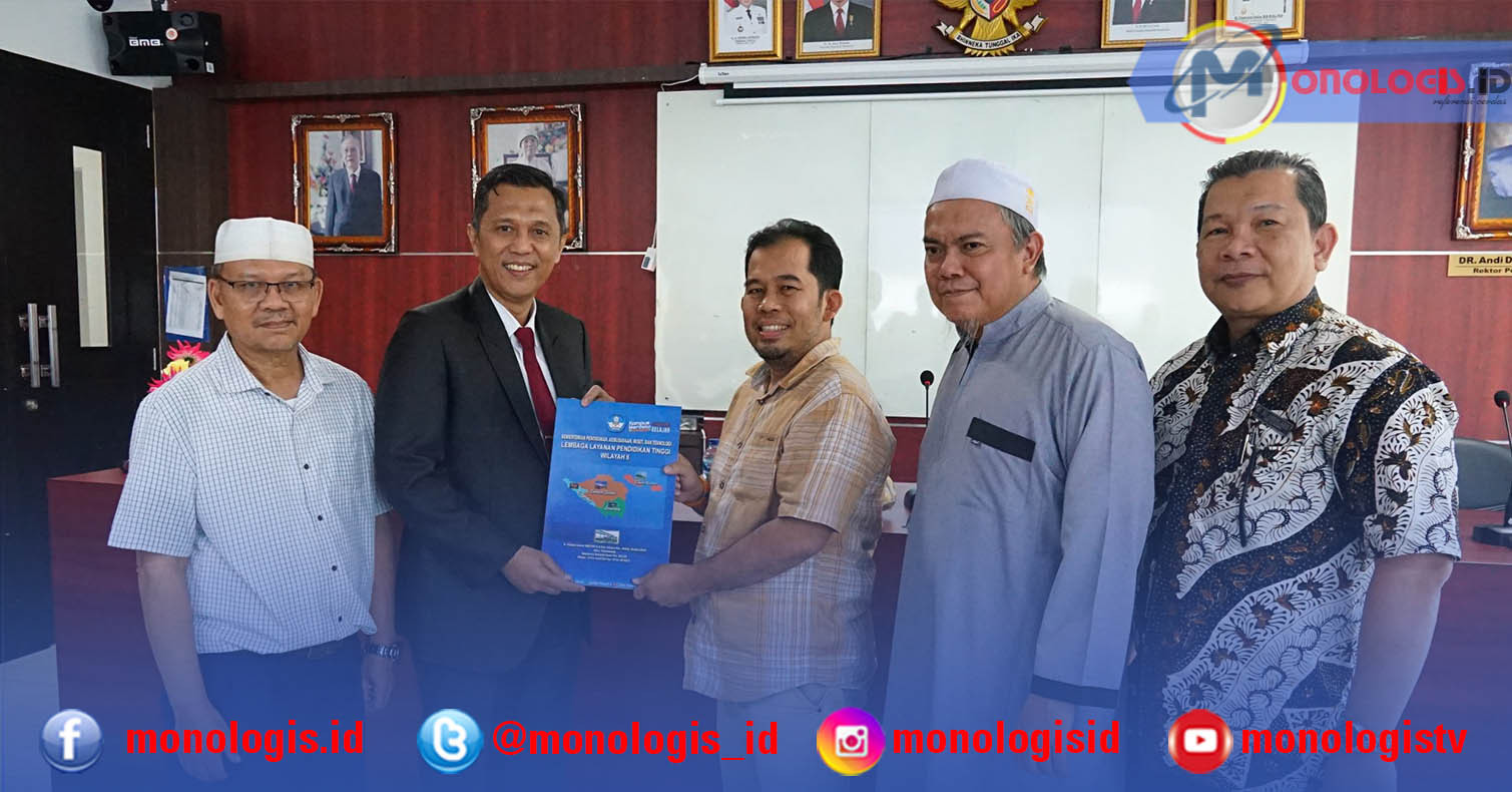 Dua Dosen IIB Darmajaya Terima SK Lektor Kepala