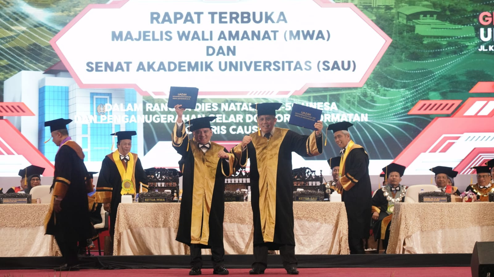 Sekjen Kemenkumham Terima Doktor Honoris Causa dari UNESA