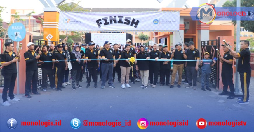FISIP Unila Adakan Jalan Sehat Dies Natalis ke-37