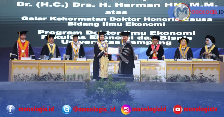Herman HN Dapat Gelar Doktor Honoris Causa dari Unila