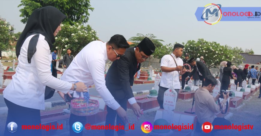 Hari Pahlawan ke-78, Kakanwil Kemenkumham dan Pj Gubernur Banten Lakukan Tabur Bunga