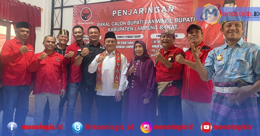 Didampingi Istri, Mad Hasnurin Daftar Penjaringan Cawabup di PDIP Lampung Barat