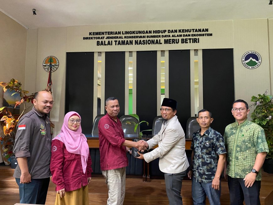 Dukung Pelestarian, Mitratani Dua Tujuh Komitmen Tanam 5000 Pohon Aren