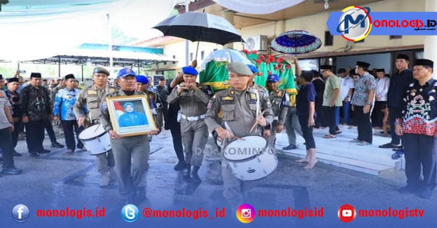 Prosesi Pemakaman Istri Sekdakab Tulangbawang