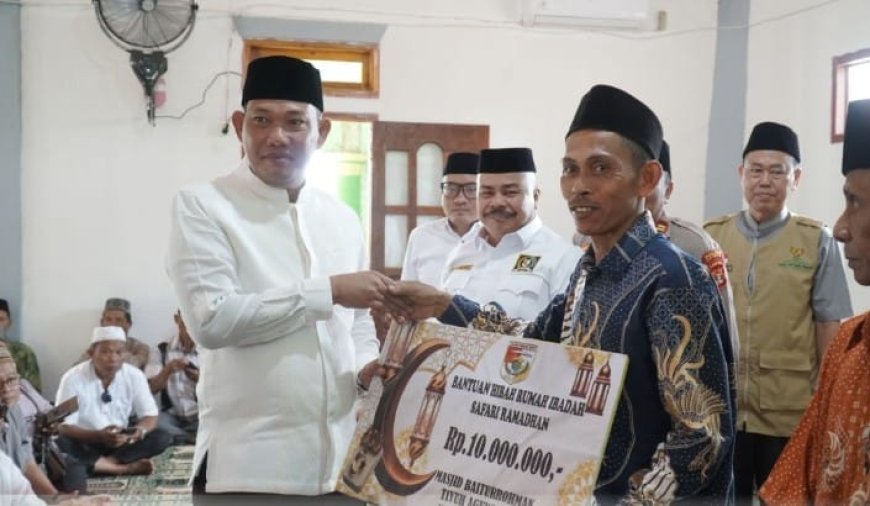 Safari Ramadhan, Nadirsyah Ajak Masyarakat Tulangbawang Barat Berpartisipasi Dalam Pembangunan