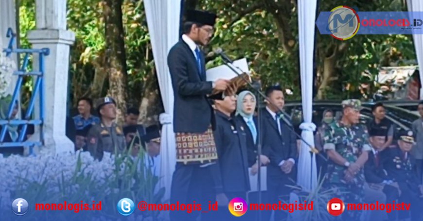 Ketua DPRD Bacakan Sejarah Singkat Berdirinya Pesisir Barat