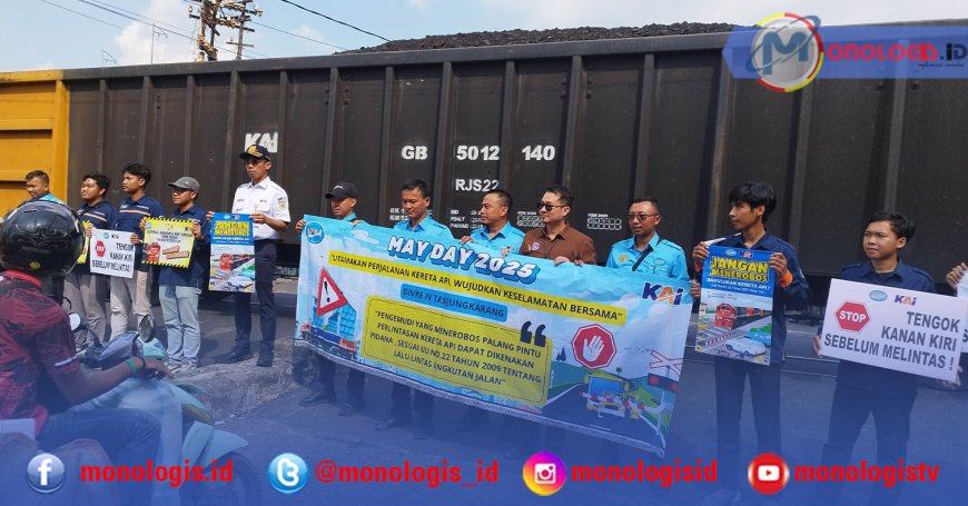 KAI Tanjungkarang Sosialisasikan Keselamatan di Perlintasan
