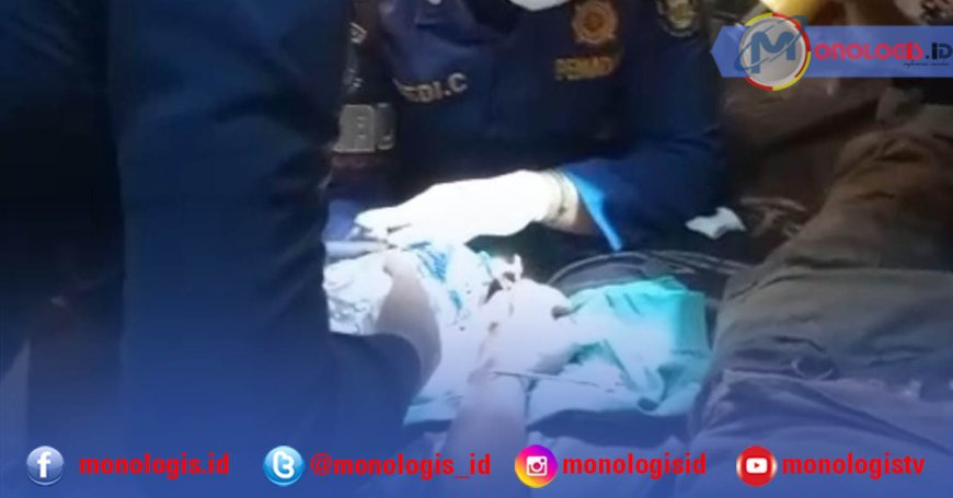 Damkarmat Bandarlampung Bantu Lepas Dua Cincin di Jari Warga