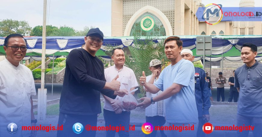 Pemkab Lampung Selatan Berbagi Daging Hewan Kurban ke Jurnalis