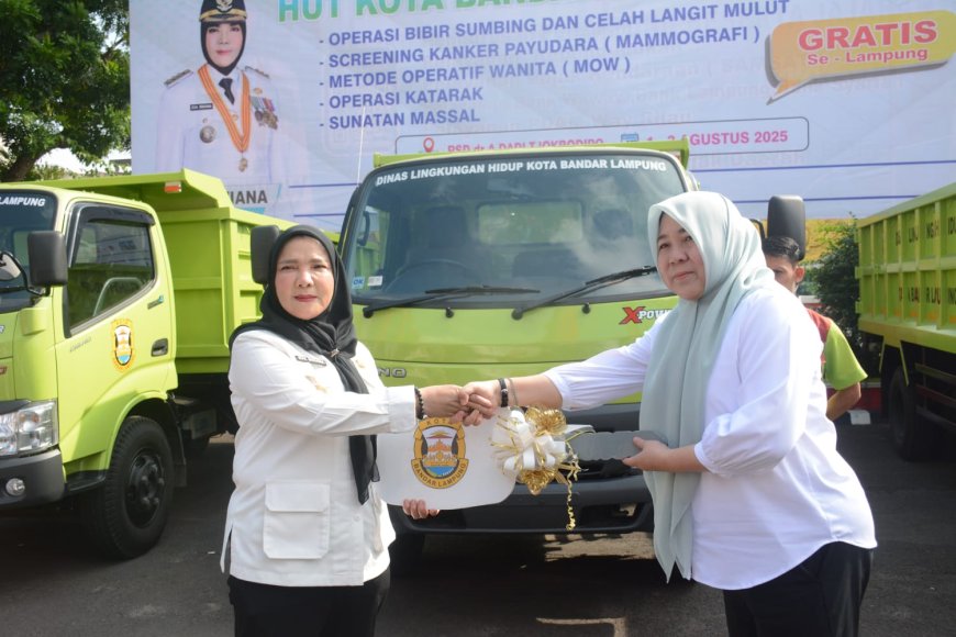 DLH Bandarlampung Dapat Tambahan Tiga Armada Truk Pengangkut Sampah dari Pemkot