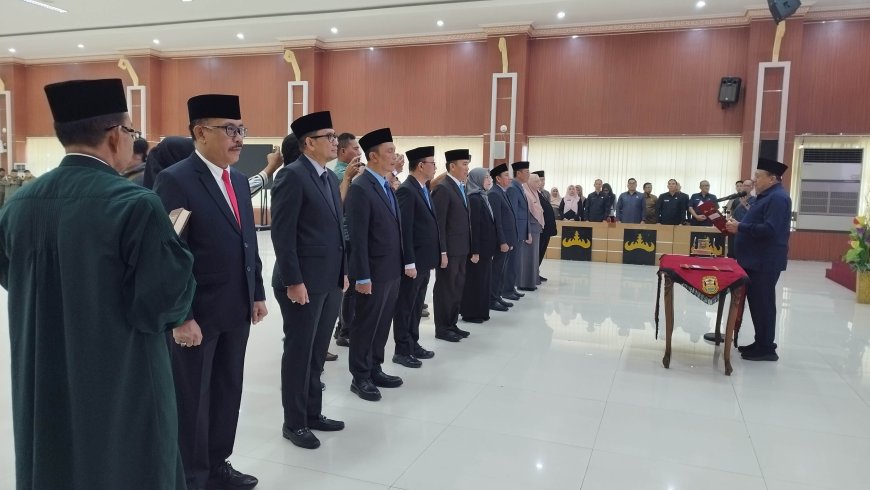 Dedi Amarullah Lantik 10 Pejabat Pemkot Bandarlampung