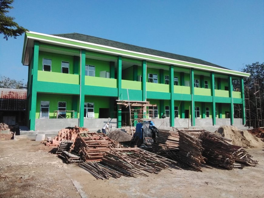 Kontraktor Pembangunan Gedung Madrasah Ibtidaiyah di Mesuji Diduga Pakai Alamat Fiktif