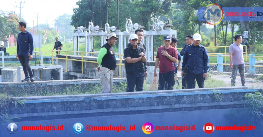 Bupati Lampung Tengah Gotong Royong Bersihkan Irigasi BWS 10 dan 11