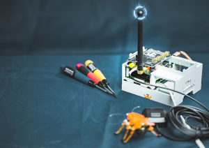 IoT vs. IoT Industri: 10 Perbedaan yang Penting by canva