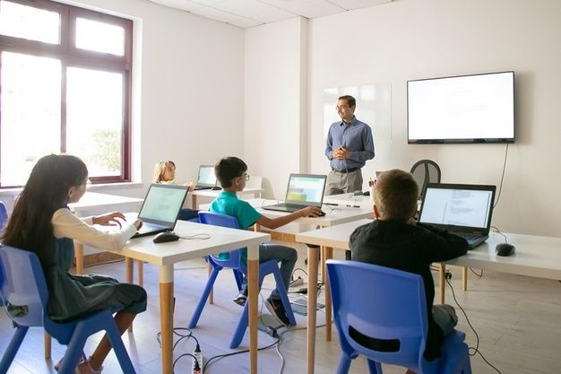 Tantangan dalam Implementasi Transformasi Digital

https://id.pinterest.com/pin/932456297835460490/