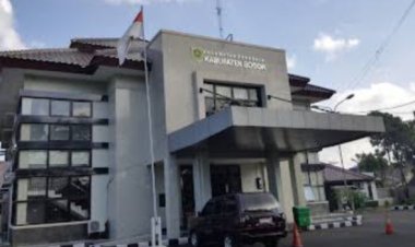 Camat Sukaraja Ria Marlisa Dalam Bantahannya Di Media Online Diduga Fitnah Wartawan