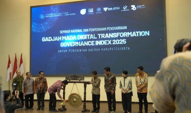 Pemerintah Kabupaten Bogor Raih Penghargaan Digital Teransformation dari UGM