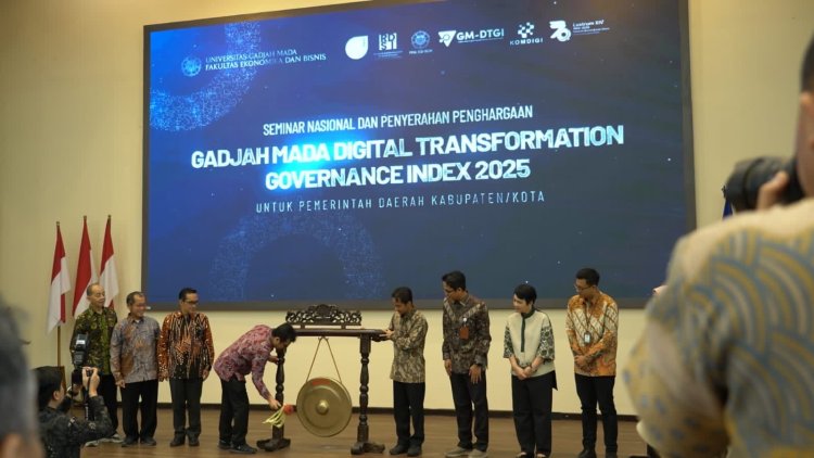 Pemerintah Kabupaten Bogor Raih Penghargaan Digital Teransformation dari UGM